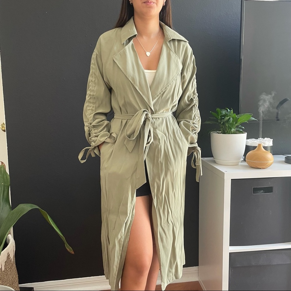 Long open front cardigan with pockets and ties